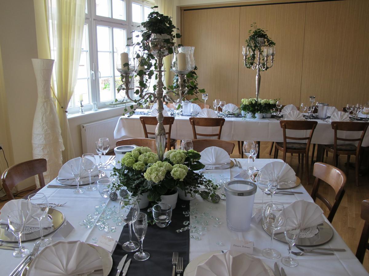 Burghotel Muenzenberg Экстерьер фото