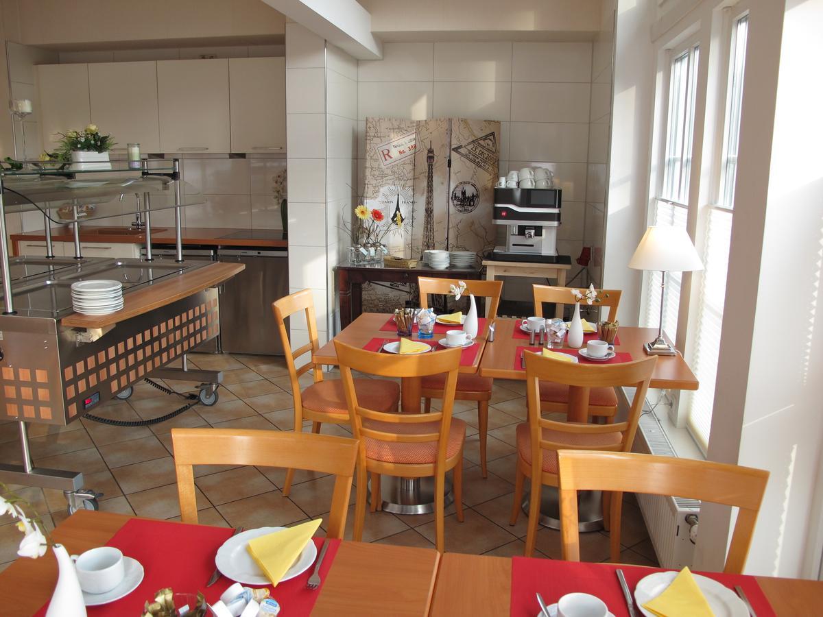 Burghotel Muenzenberg Экстерьер фото